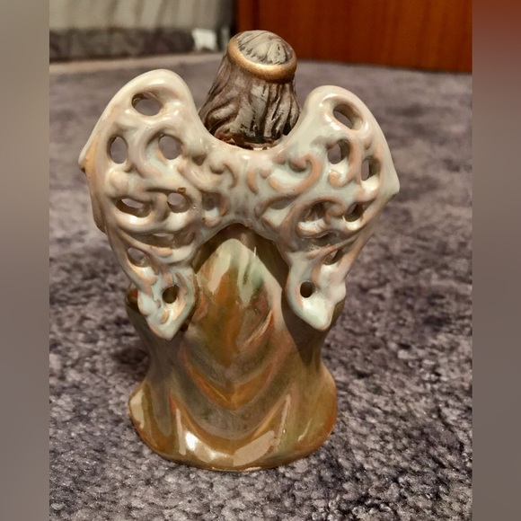 Vintage Trio of Glazed Ceramic Christmas Angel Bells with Reticulated Wings - Picture 6 of 10